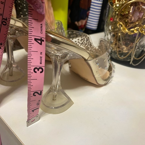 Beautiful Clear & Rhinestone Heels New! 💎💖 - Picture 5 of 5